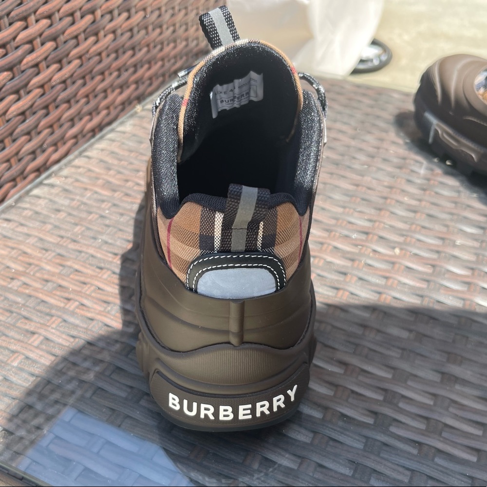 Burberry Sneaker Boots - Picture 7 of 8